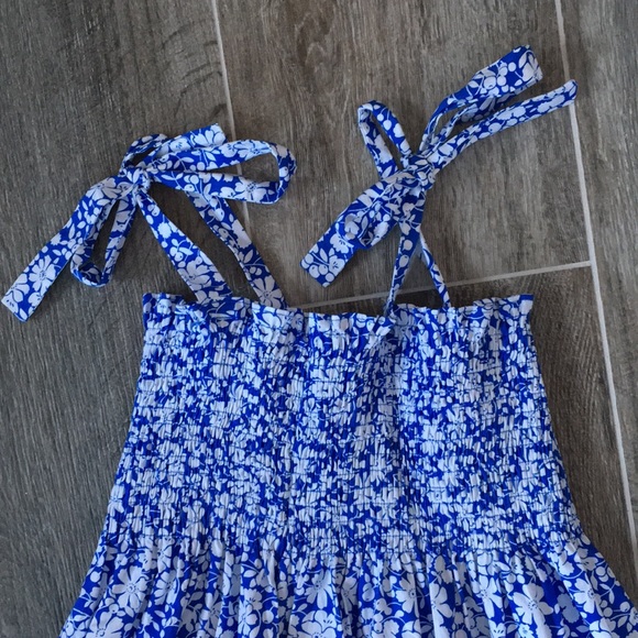 Two beautiful blue flowered dresses! - Picture 3 of 5